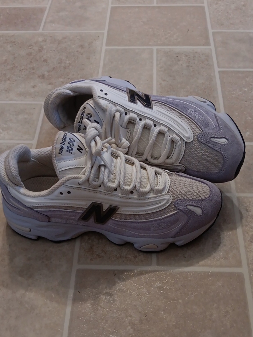 New Balance Mens White & Light Tan& Grey (1000 New Balance)